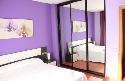 Sabadell Apartment | PISO EXTERIOR COMPLETO A 20 ' DE BARCELONA.