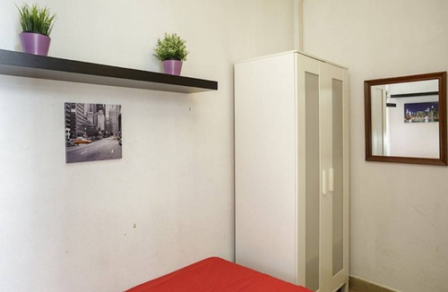 Sarria-Sant Gervasi Resort | Private room ∙ 1 bedroom ∙ 1 guest