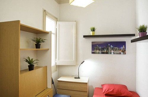Sarria-Sant Gervasi Resort | Private room ∙ 1 bedroom ∙ 1 guest
