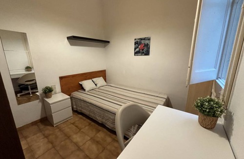 Sarria-Sant Gervasi Resort | Private room ∙ 1 bedroom ∙ 1 guest