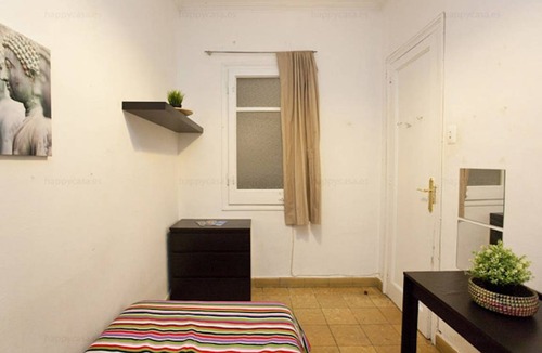 Sarria-Sant Gervasi Resort | Private room ∙ 1 bedroom ∙ 1 guest