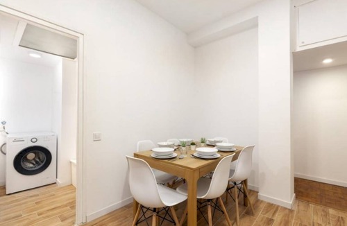 Sant Gervasi Resort | Private room ∙ 1 bedroom ∙ 1 guest
