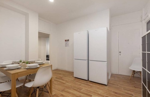 Sant Gervasi Resort | Private room ∙ 1 bedroom ∙ 1 guest