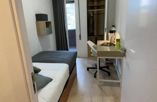 Sarria-Sant Gervasi Resort | Private room ∙ 1 bedroom ∙ 1 guest