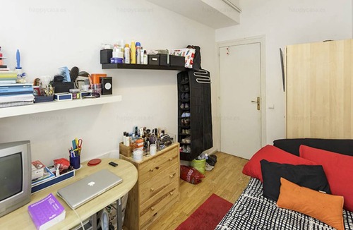 Les Corts Resort | Private room ∙ 1 bedroom ∙ 1 guest