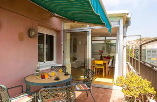 La Sagrada Familia Apartment | Private terrace overlooking Sagrada Familla in a quiet area