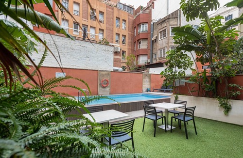 Sant Gervasi Apartment | Quiet duplex with private terrace in the neighborhood of Gracia