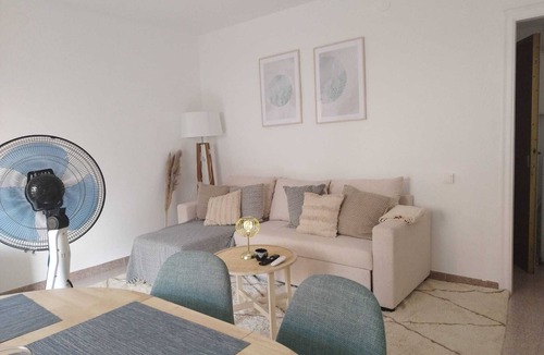 Cornella de Llobregat Apartment | Quiet & Residential Private flat Direct access BCN ideal for families & workers