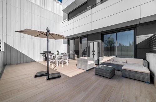 La Roca del Valles Apartment | Roca village holidays