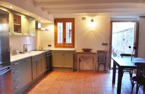 Mediona House | Rural house with patio and barbecue. Ideal for families and pets. 1 hour from Barcelona