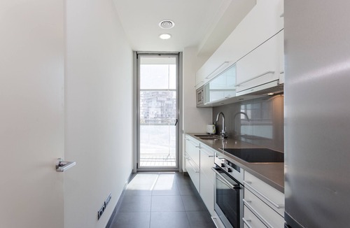 Diagonal Mar i el Front Maritim del Poblenou Apartment | Seafront luxe with terrace and pool I
