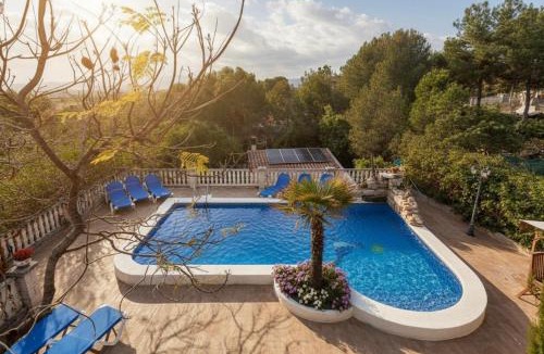 Castellet i la Gornal House | Secluded Rural Villa - Pool, BBQ & Nature