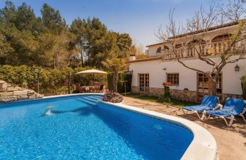Castellet i la Gornal House | Secluded Rural Villa - Pool, BBQ & Nature