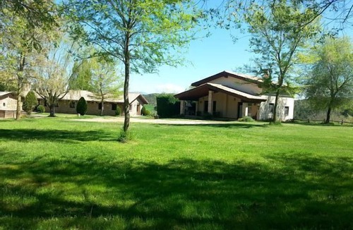 Sant Bartomeu del Grau Cottage | Self catering cottage La Cabanya del Permanyer for 10 people