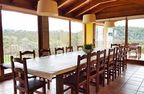 Taradell Cottage | Self catering Mas Gasala for 14 people