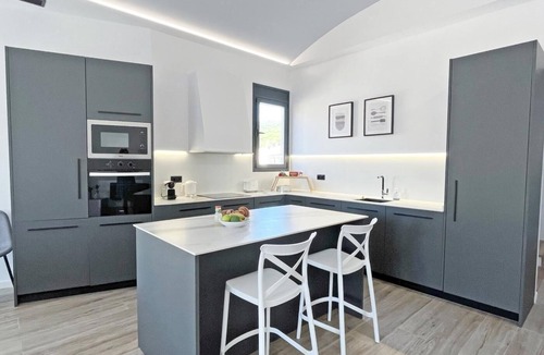 Vilassar de Dalt Apartment | Ses Voltes Boutique Home Sea and Sky