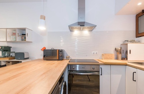 Sitges Town Center Apartment | Sitges Spaces Deluxe Center Studio-Modern and centrally located!