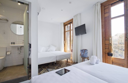 Sant Pere House | Som Nit Triomf