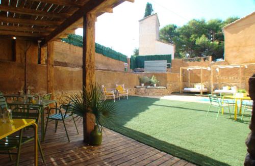Can Trabal House | Spacious House in Can Trabal