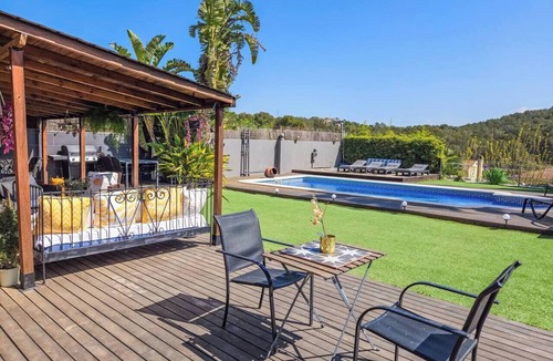 Can Trabal House | Spanish Experience, Villa & Pool
