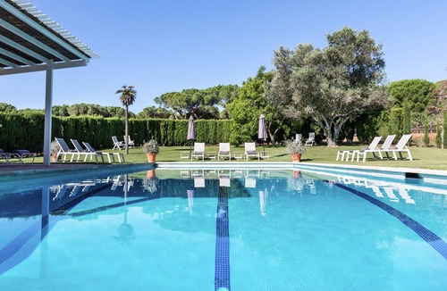 Sant Vicenc de Montalt Villa | Stately Mansion, 13 rooms, huge gardens, pool, tennis, beach 5 minute walk
