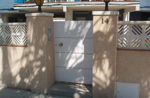 Castelldefels Apartment | Sunny apartment 6 people with pool