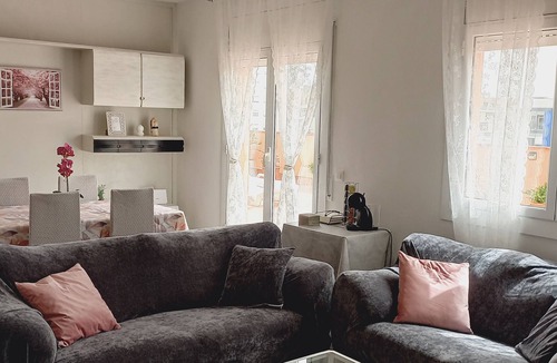 L'Hospitalet de Llobregat Apartment | Sunny and Cozy Penthouse Fira BCN
