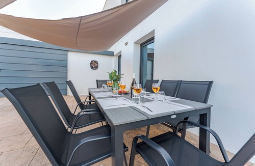 Agora Parc Ski Chalet | Swimming pool & BBQ | between Costa Brava & mountains