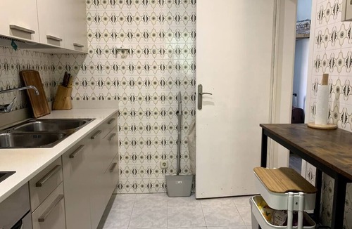 Vilapicina i la Torre Llobeta Apartment | Temporary apartment in Barcelona for 3-4 people