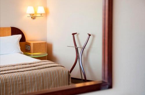 La Maternitat i Sant Ramon Hotel | Torre Melina, a Gran Meliá Hotel
