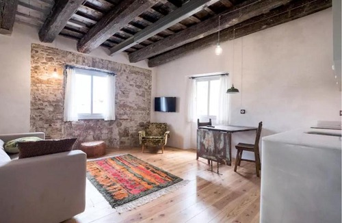 El Born Apartment | Traditional apartment in the heart of Barcelona old City