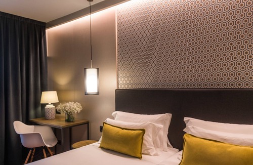 Vic Hotel | Up Rooms Vic Hotel