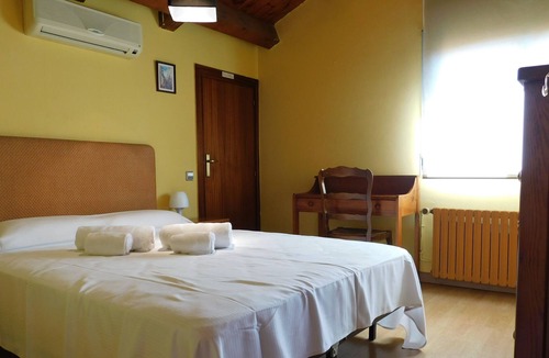 Castelldefels House | VERY NICE HOLIDAY HOUSE 5 MINUTES FROM THE BEACH, A HIGH STANDARD AREA