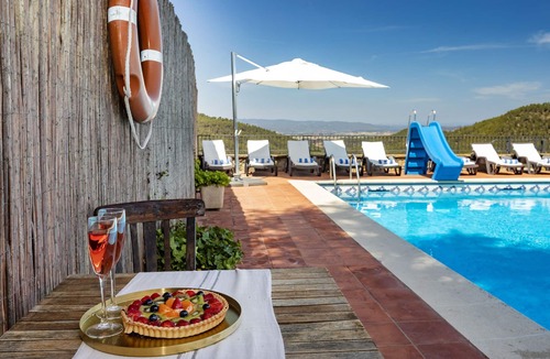 Rocafort Villa | Villa '22 Sleeps Private Pool and Bbq' with Mountain View, Wi-Fi and Air Conditioning