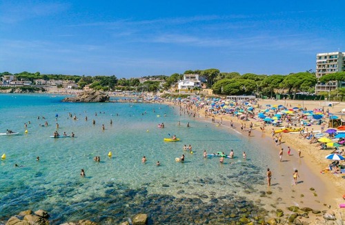 Santa Susanna Villa | Villa ∙ 5 bedrooms ∙ 12 guests