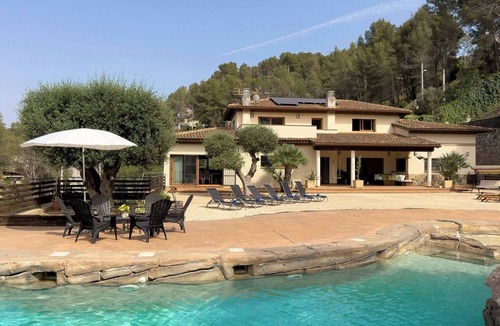 Olivella Villa | Villa BALI - Piscina, Jacuzzi, 10min Sitges