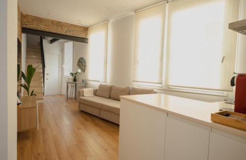 Collblanc y La Torrassa Apartment | Villa Conde