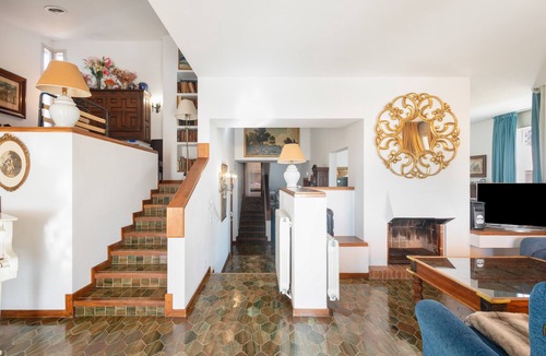 Sant Vicenc de Montalt Villa | Villa 'Great 70's Style House' with Private Pool, Wi-Fi and Air Conditioning