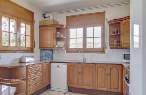 Arenys de Mar Villa | Villa in Arenys de Mar with Sea View