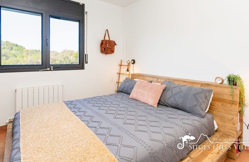 Olivella Villa | Villa Serra - Wonderful 9m x 4m Private Pool, Sunny Terrace Garden