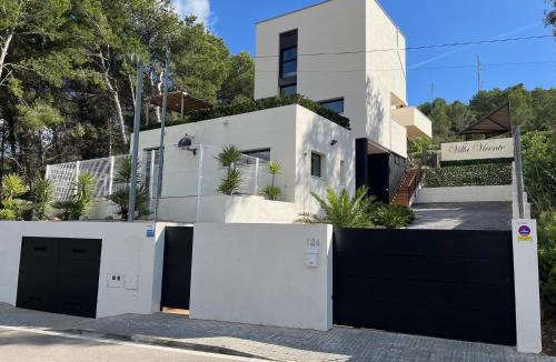 Canyelles Villa | Villa Vicente