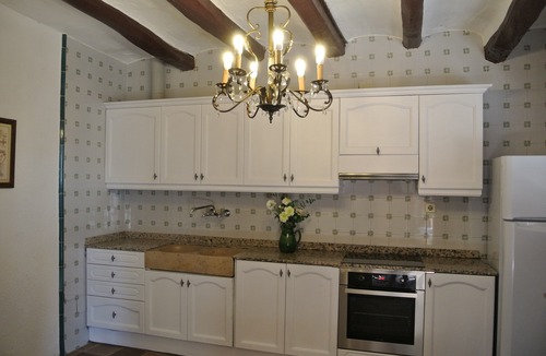 Castellet i la Gornal Cottage | Villa with swimming pool and private garden, near Sitges and Barcelona