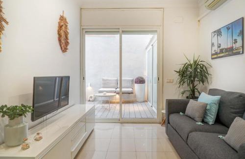 Sitges Town Center Apartment | White Center Apartment by Hello Homes Sitges