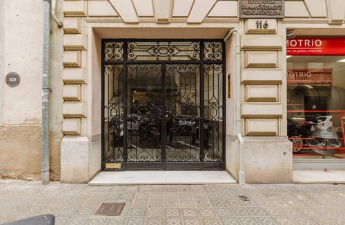 Sant Gervasi Apartment | Wonderful Galvany 2BR, Fully Furnished, by Blueground