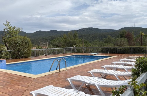 La Llacuna Villa | Wonderful villa in a small town with private pool, close to Barcelona