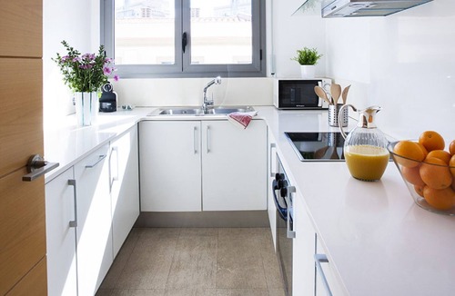 Poblenou House | Your 2 rooms and 2 bath home 200m from the beach
