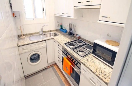 el Camp d'en Grassot i Gracia Nova Apartment | Your ideal housing in Barcelona: enjoy and relax close to Sagrada Familia!