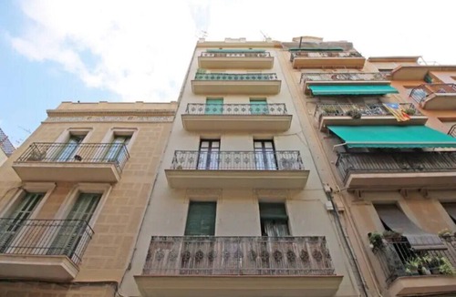 el Camp d'en Grassot i Gracia Nova Apartment | Your ideal housing in Barcelona: enjoy and relax close to Sagrada Familia!