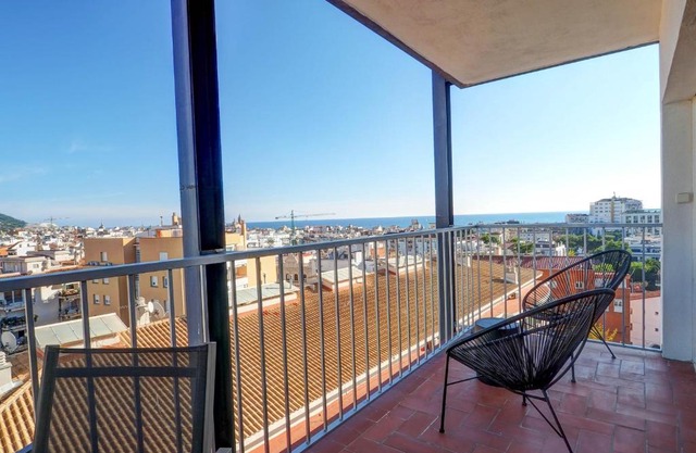 Chic Sea View Apartment by Hello Homes Sitges