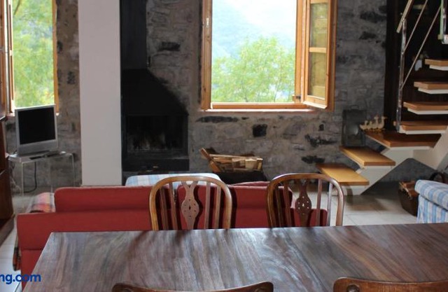 Duplex para 4 en Cercs- A 40 mins de Coll de Pal